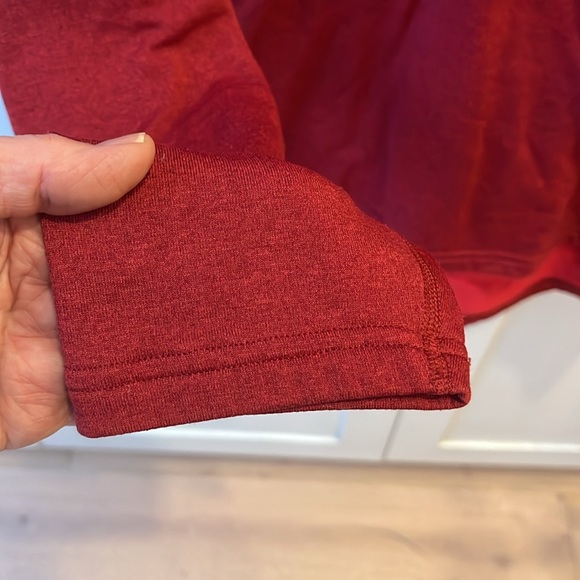 GUC Patagonia 1/4 zip sweater - Picture 6 of 10